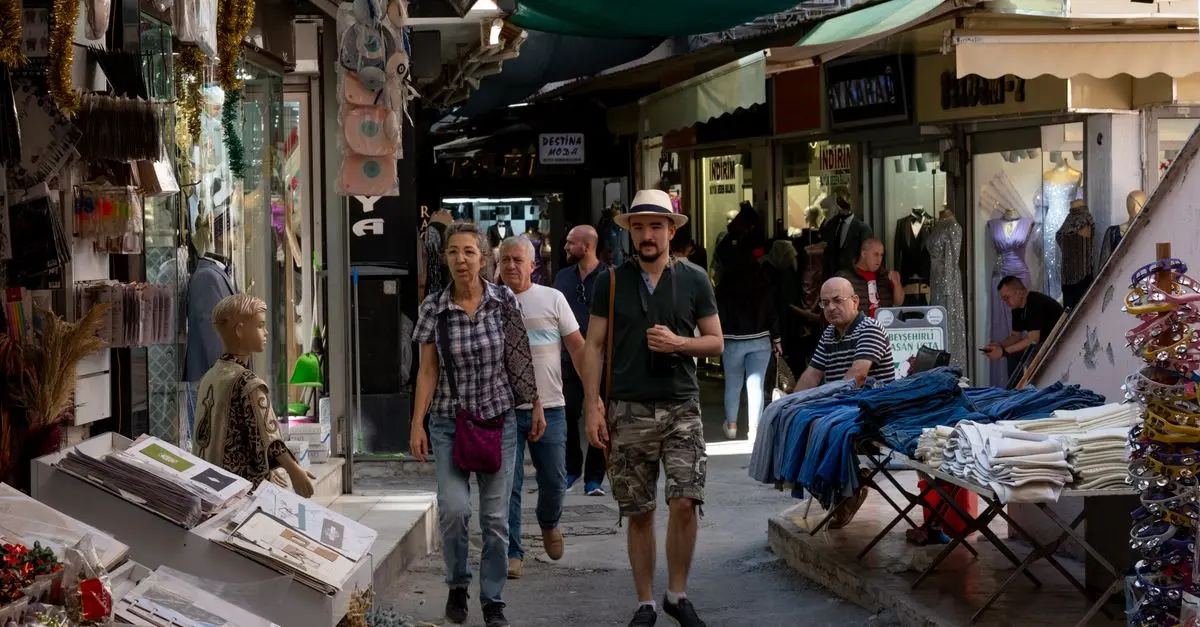 Les impacts du tourisme de masse sur la culture locale